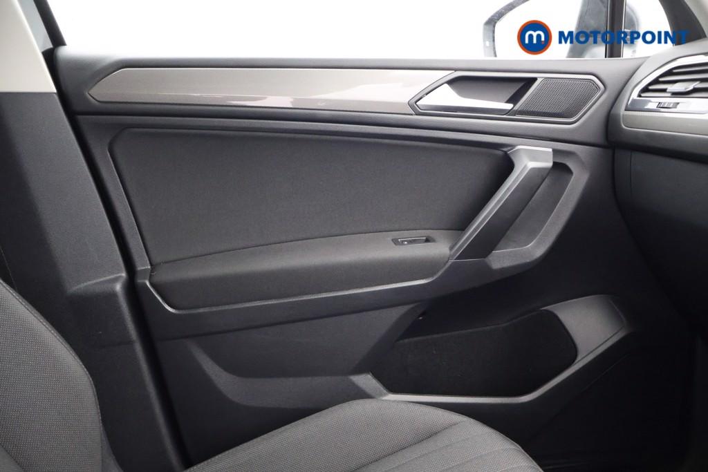 Volkswagen Tiguan Allspace Life Automatic Petrol SUV - Stock Number (1602048) - 8th supplementary image