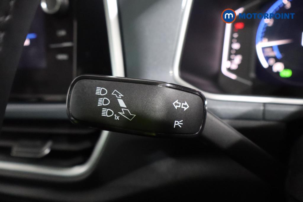 Volkswagen T-Roc Style Automatic Petrol SUV - Stock Number (1597491) - 8th supplementary image