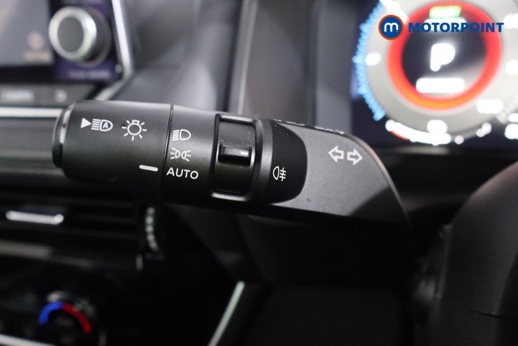 Nissan X-Trail Acenta Premium Automatic Petrol-Electric Hybrid SUV - Stock Number (1598264) - 8th supplementary image