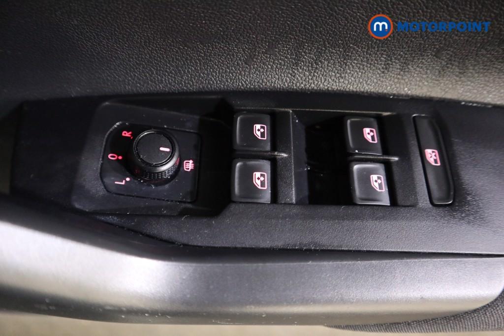 Volkswagen Polo Match Manual Petrol Hatchback - Stock Number (1601763) - 8th supplementary image