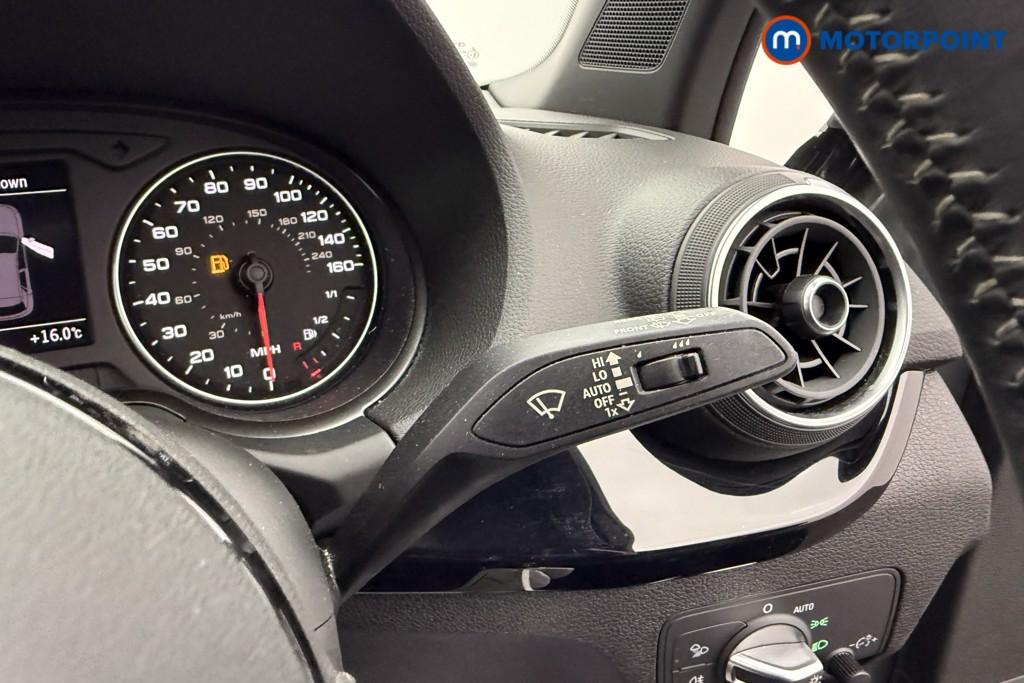 Audi Q2 Black Edition Manual Petrol SUV - Stock Number (1597145) - 8th supplementary image