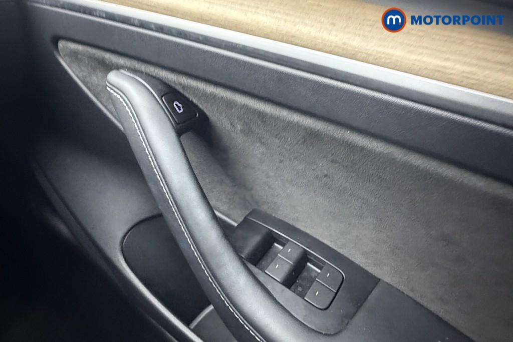 Tesla Model 3 Long Range Automatic Electric Saloon - Stock Number (1599908) - 8th supplementary image