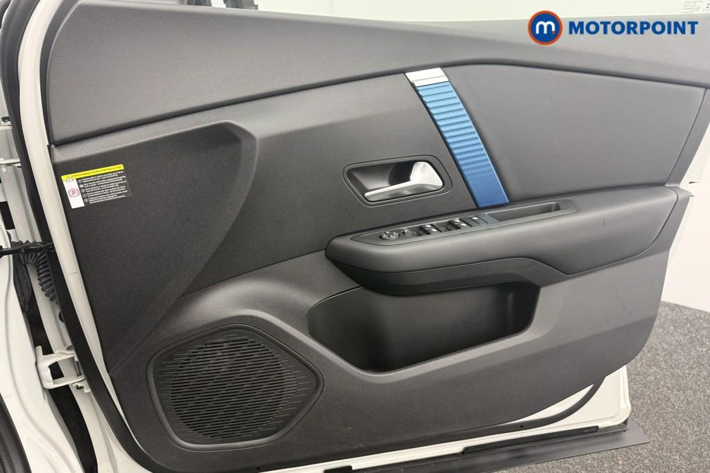 Citroen C4 X Shine Automatic Electric Saloon - Stock Number (1602522) - 8th supplementary image