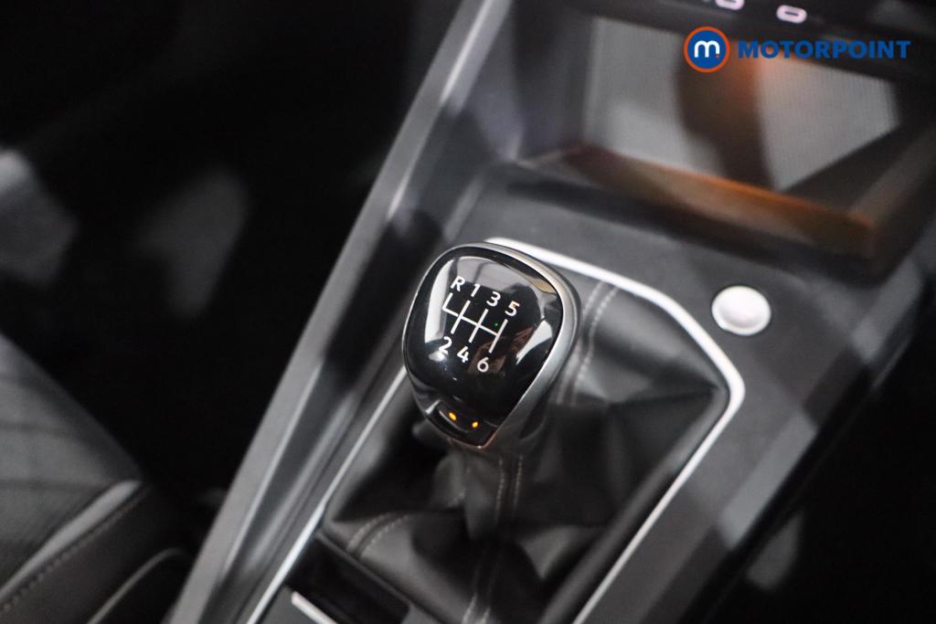 Volkswagen Golf R-Line Manual Petrol Hatchback - Stock Number (1575117) - 8th supplementary image