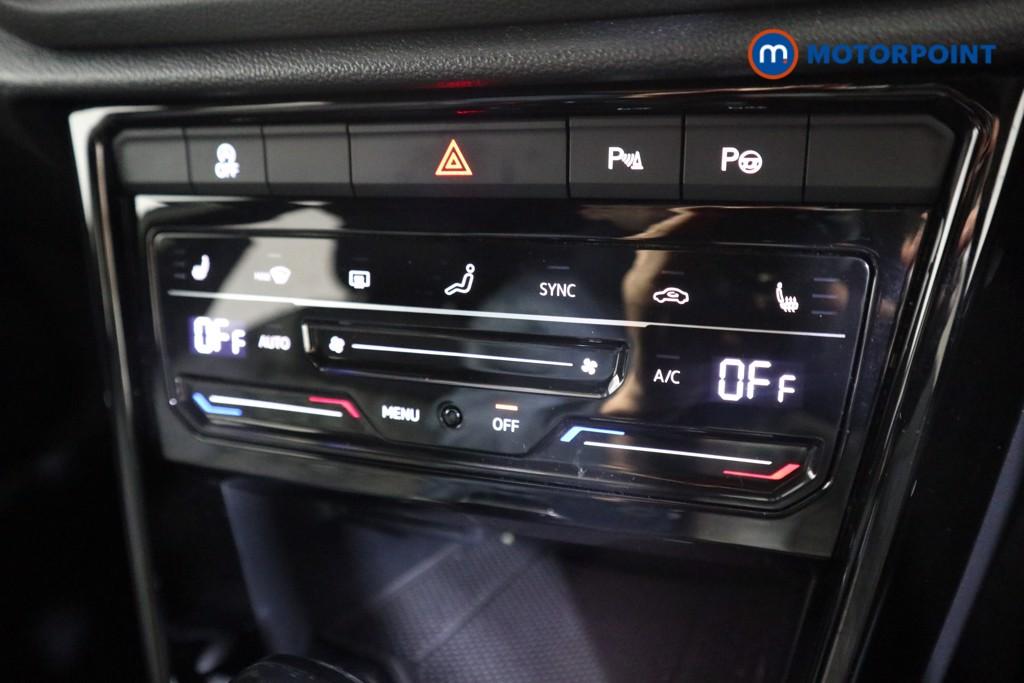 Volkswagen T-Roc R-Line Automatic Petrol SUV - Stock Number (1602552) - 8th supplementary image