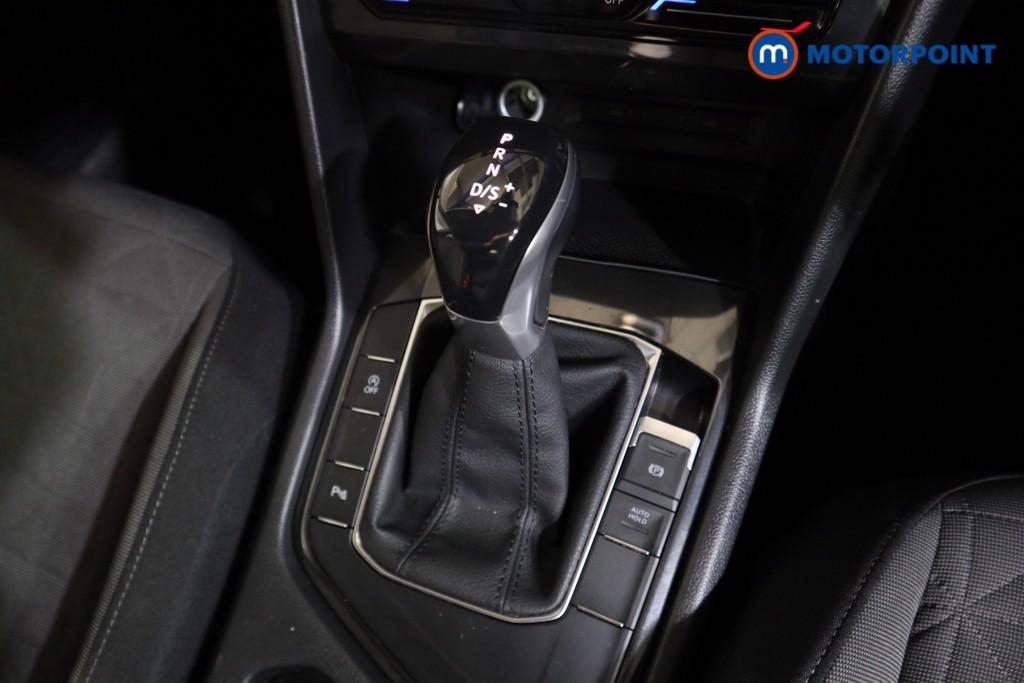 Volkswagen Tiguan Life Automatic Petrol SUV - Stock Number (1602576) - 8th supplementary image
