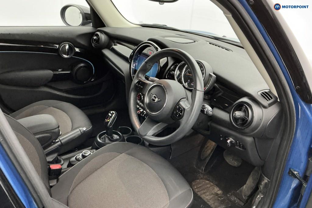 Mini Hatchback Cooper Classic Automatic Petrol Hatchback - Stock Number (1592083) - 8th supplementary image