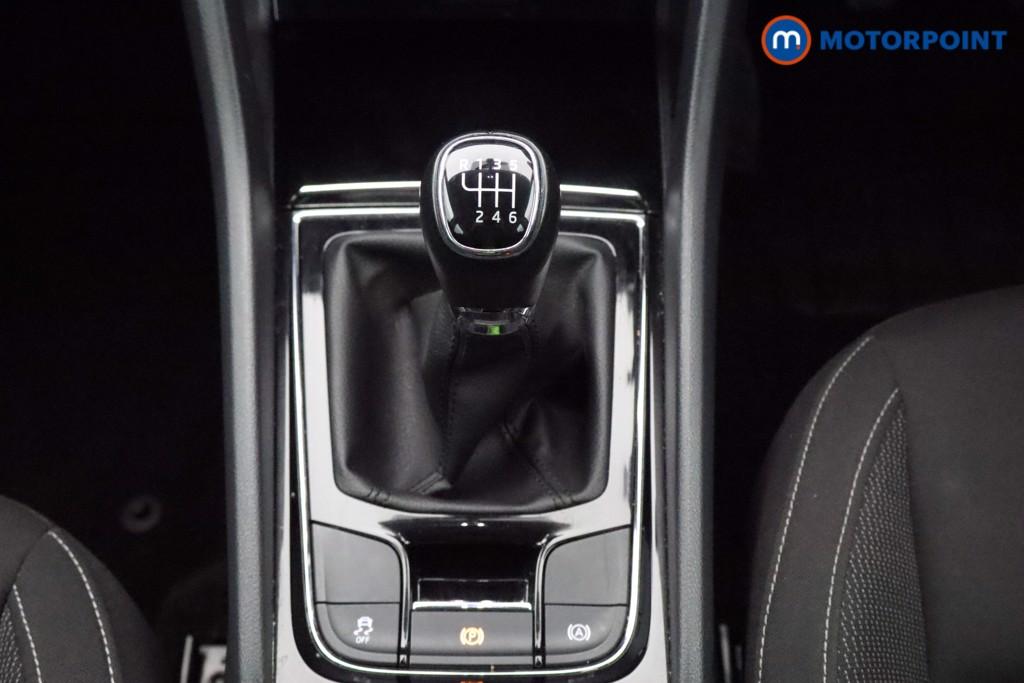 Skoda Karoq Se Drive Manual Petrol SUV - Stock Number (1599345) - 8th supplementary image