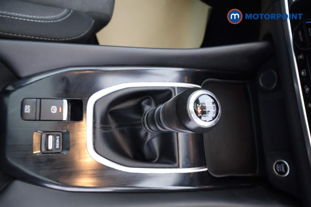 Nissan Qashqai N-Connecta Manual Petrol SUV - Stock Number (1601345) - 8th supplementary image