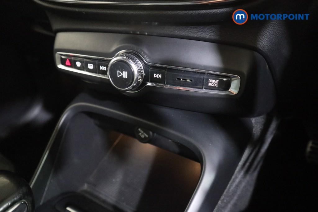 Volvo Xc40 R Design Pro Manual Petrol SUV - Stock Number (1602056) - 8th supplementary image