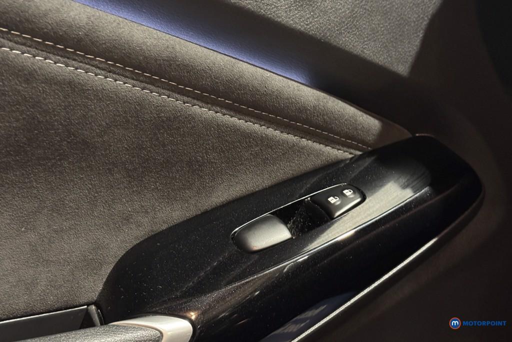 Nissan Juke Tekna-Plus Automatic Petrol-Electric Hybrid SUV - Stock Number (1603826) - 8th supplementary image