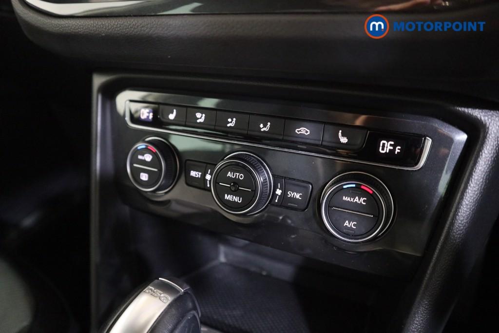 Volkswagen Tiguan R-Line Automatic Petrol SUV - Stock Number (1596086) - 8th supplementary image