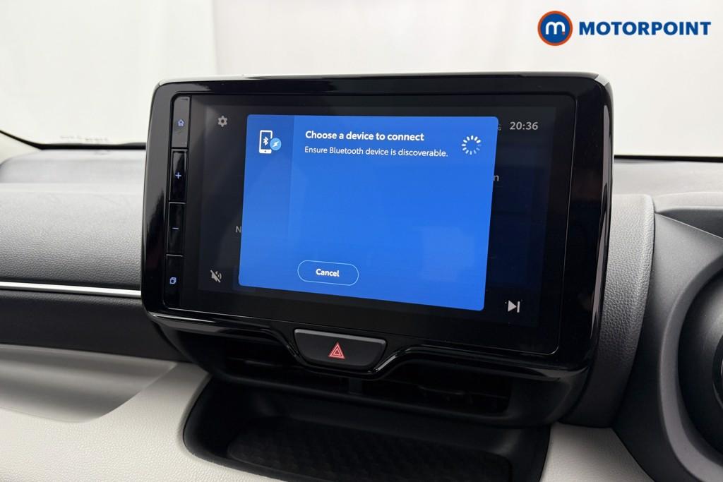 Toyota Yaris Excel Automatic Petrol-Electric Hybrid Hatchback - Stock Number (1599402) - 8th supplementary image