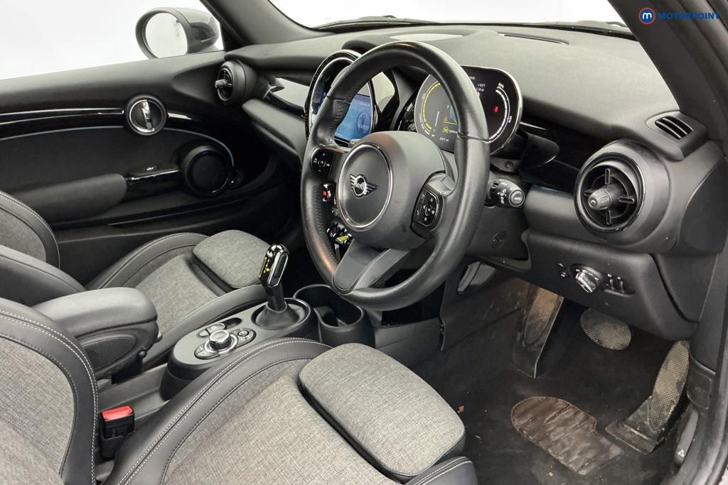 Mini Hatchback Cooper S Level 2 Automatic Electric Hatchback - Stock Number (1603083) - 8th supplementary image