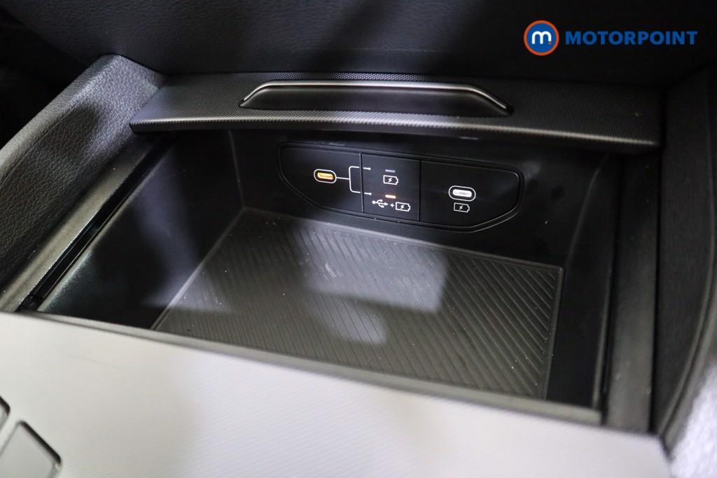 KIA Sportage Pure Automatic Petrol-Electric Hybrid SUV - Stock Number (1602028) - 8th supplementary image