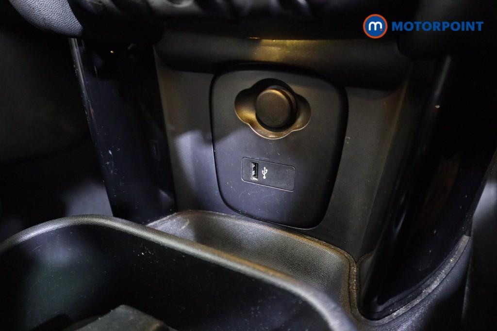 Mini Hatchback Cooper S Level 1 Automatic Electric Hatchback - Stock Number (1602551) - 8th supplementary image