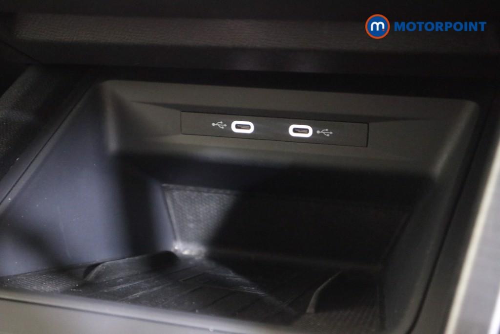 Cupra Formentor V1 Automatic Petrol Plug-In Hybrid SUV - Stock Number (1604902) - 8th supplementary image