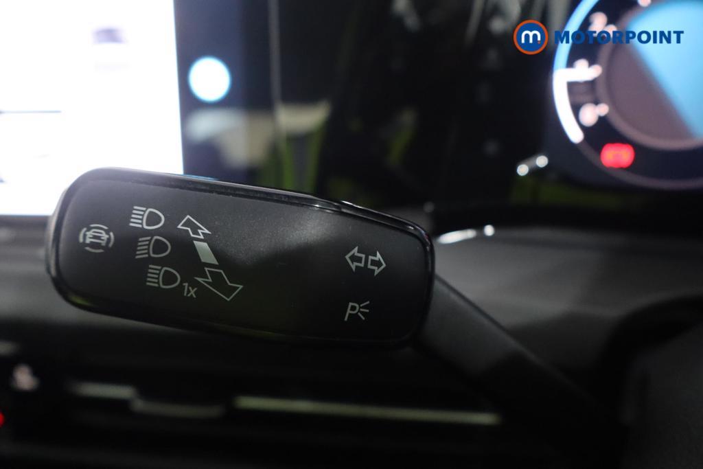 Volkswagen Golf Style Manual Petrol Hatchback - Stock Number (1605592) - 8th supplementary image