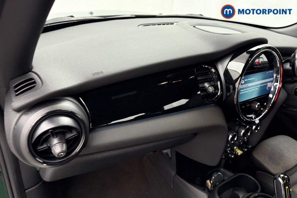 Ford Focus St-Line X Manual Petrol Hatchback - Stock Number (1600459) - 8th supplementary image