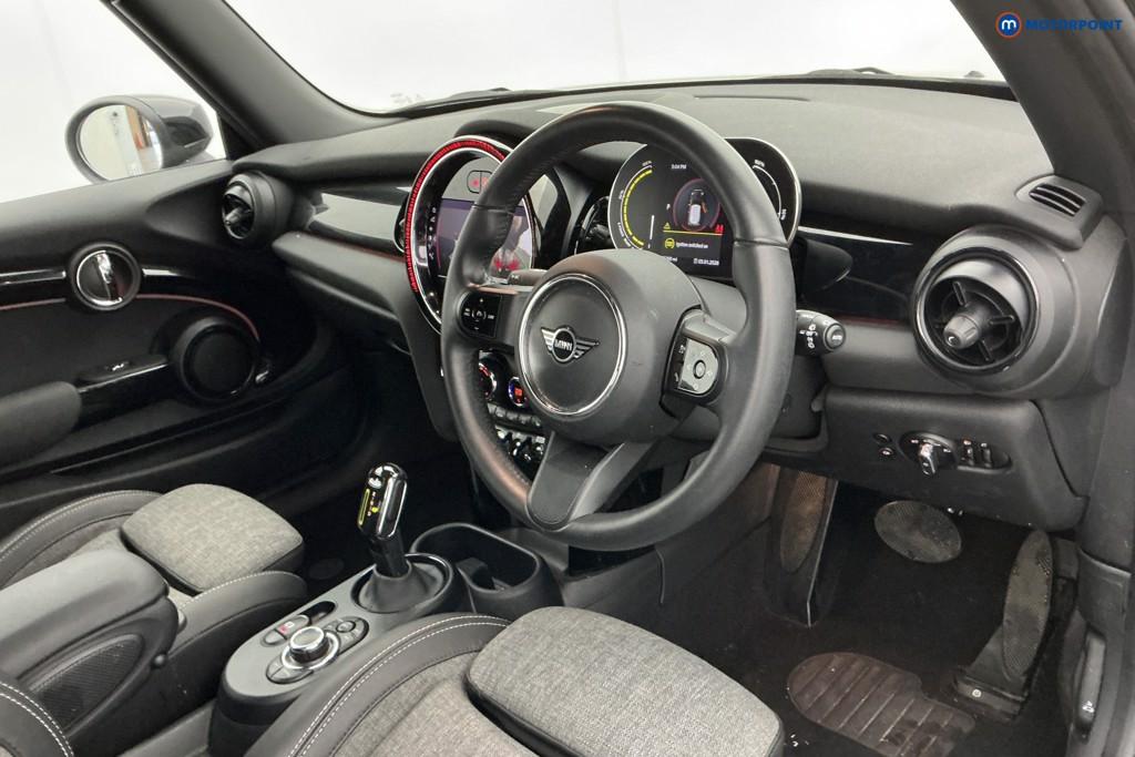 Mini Hatchback Cooper S Level 2 Automatic Electric Hatchback - Stock Number (1598761) - 8th supplementary image