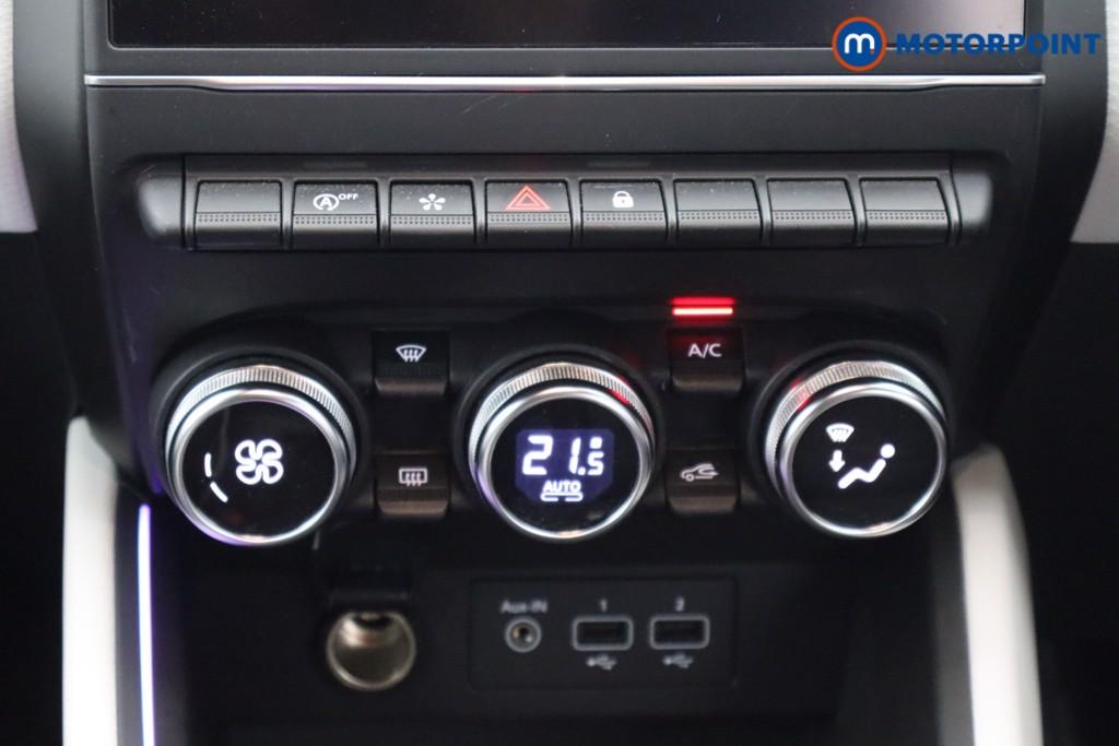 Renault Clio Techno Manual Petrol Hatchback - Stock Number (1601478) - 8th supplementary image