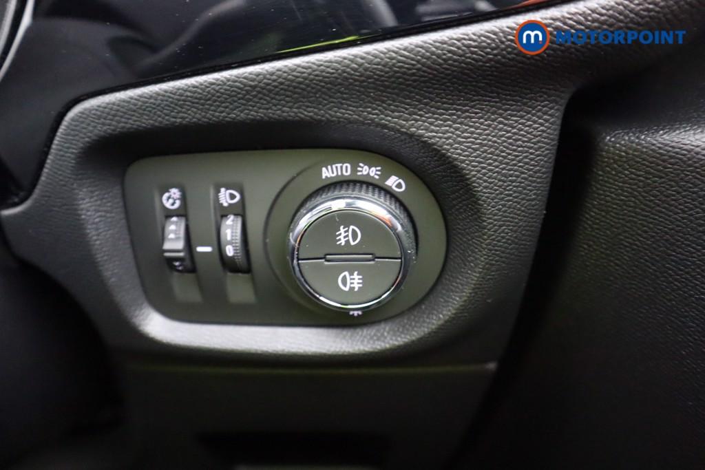 Vauxhall Corsa SRI Manual Petrol Hatchback - Stock Number (1605755) - 8th supplementary image