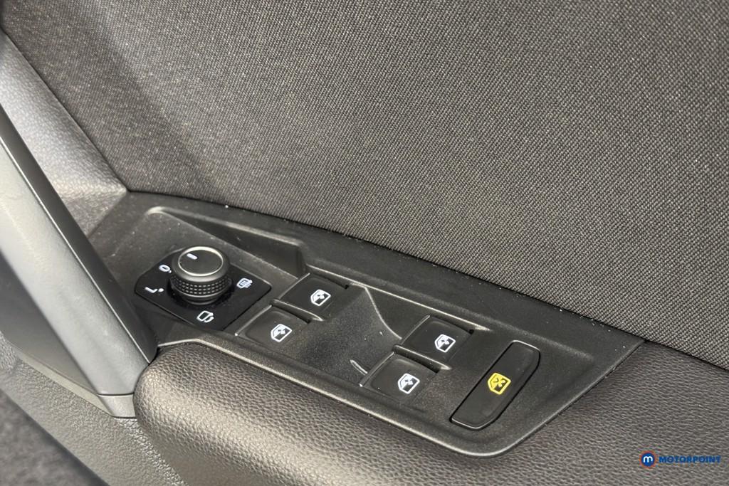 Volkswagen Tiguan Elegance Automatic Petrol SUV - Stock Number (1606309) - 8th supplementary image