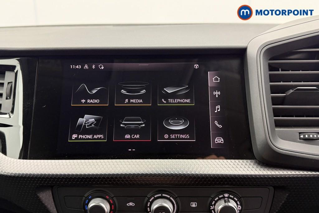 Audi A1 Technik Manual Petrol Hatchback - Stock Number (1596657) - 8th supplementary image