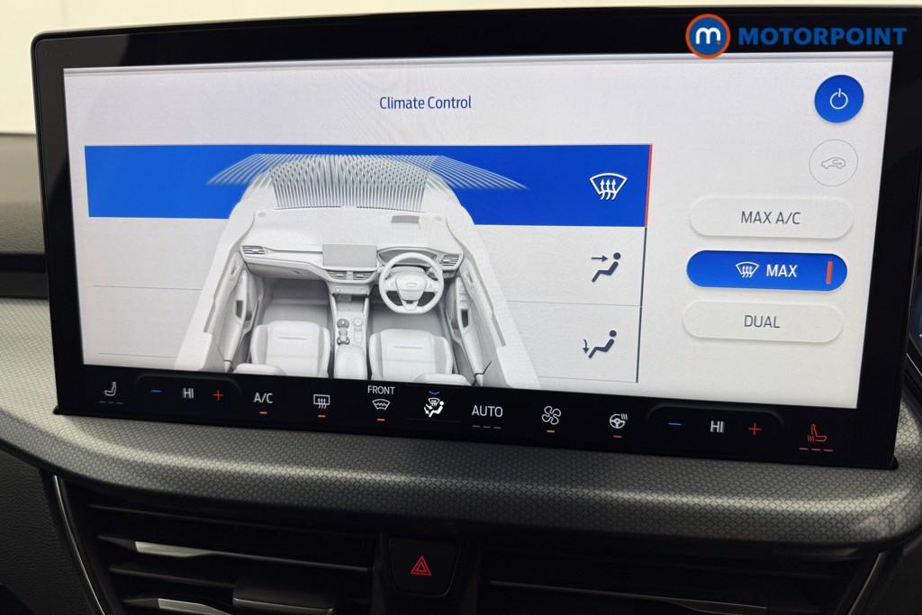 Ford Focus Active X Automatic Petrol Estate - Stock Number (1604217) - 8th supplementary image