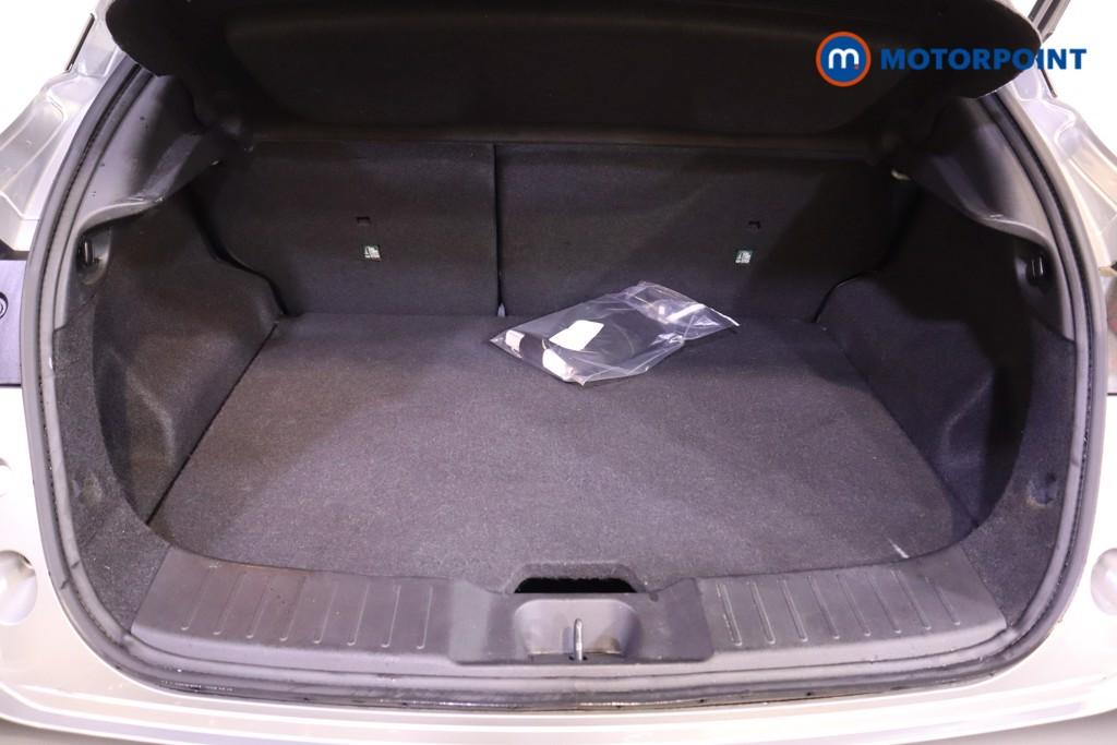 Nissan Juke N-Connecta Manual Petrol SUV - Stock Number (1606095) - 8th supplementary image