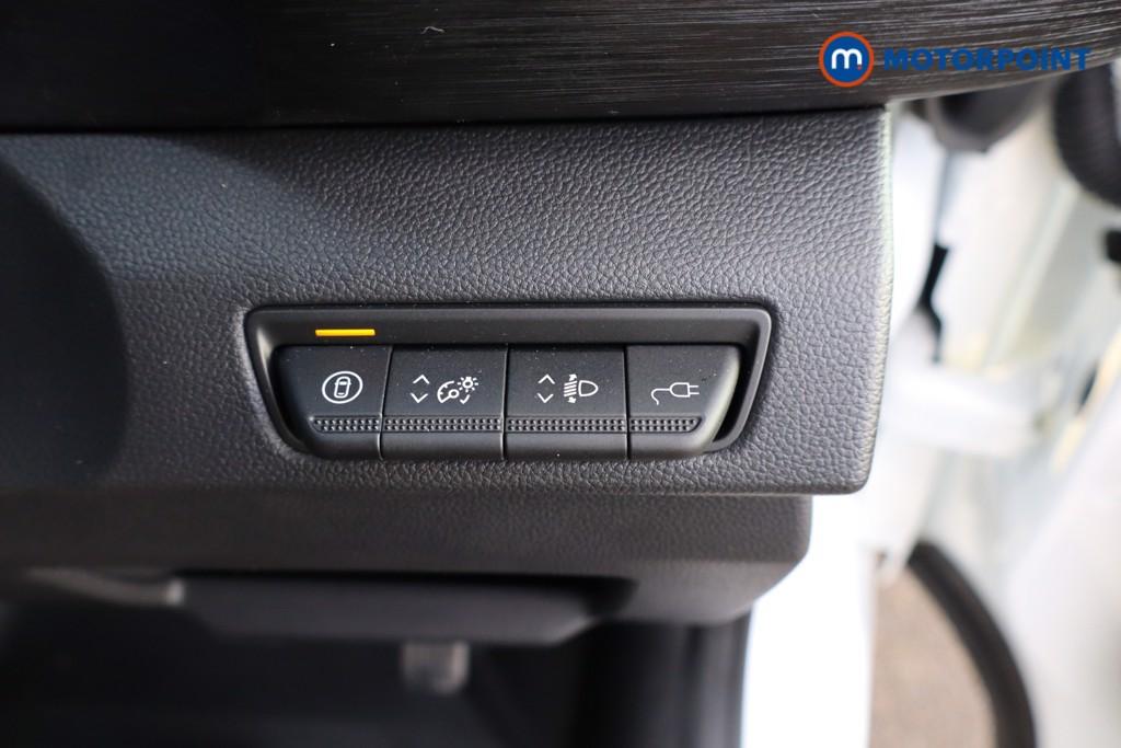 Renault Trafic Advance Automatic Electric Panel Van - Stock Number (1604188) - 8th supplementary image