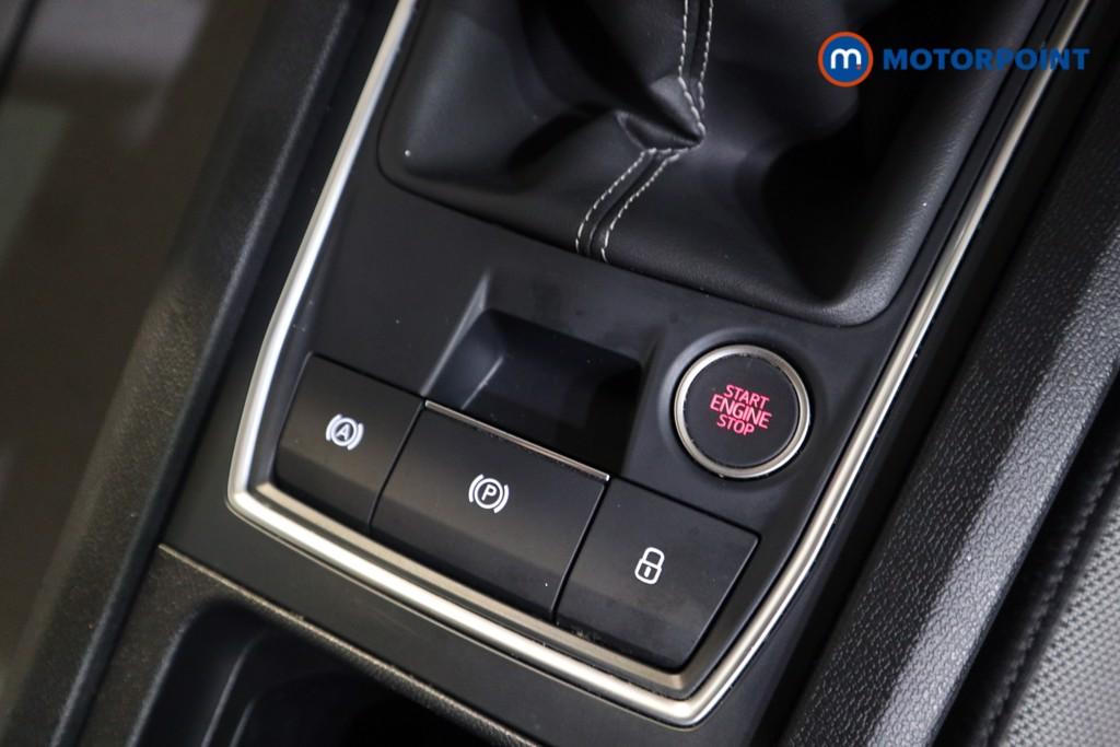 Seat Leon Se Dynamic Manual Petrol Hatchback - Stock Number (1596258) - 8th supplementary image