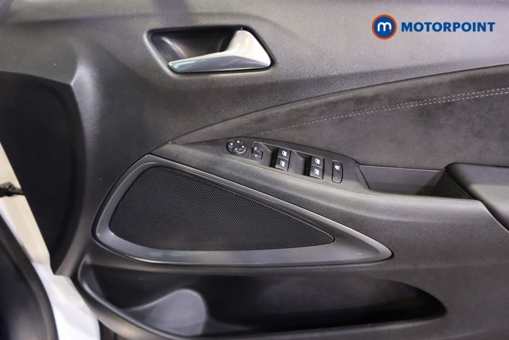 Vauxhall Crossland Ultimate Manual Petrol SUV - Stock Number (1607005) - 8th supplementary image