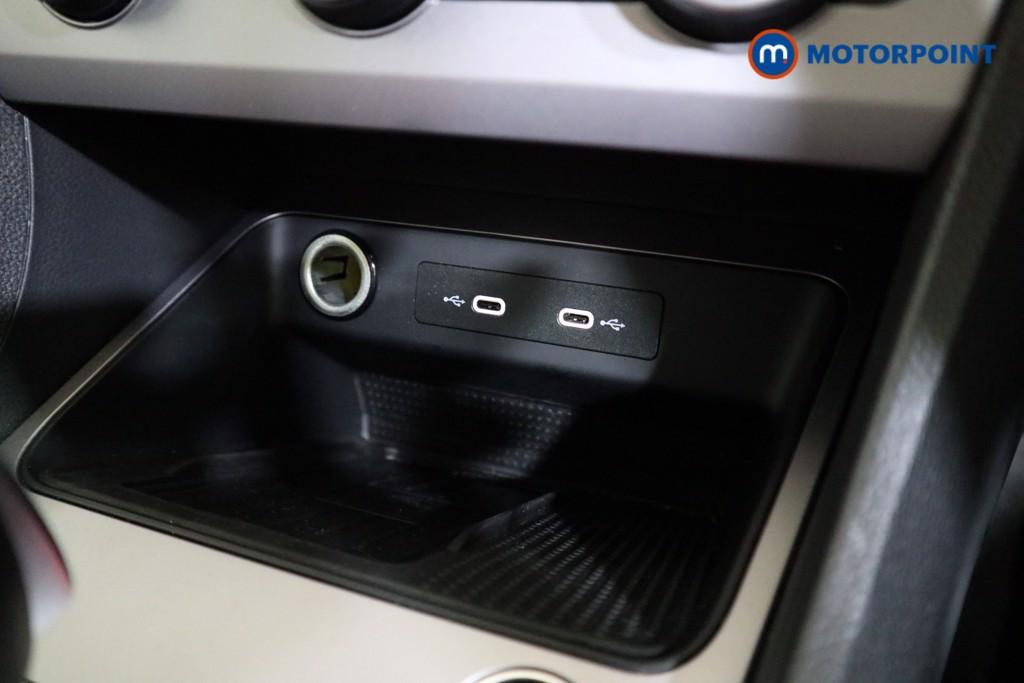 Seat Ateca FR Automatic Petrol SUV - Stock Number (1607228) - 8th supplementary image