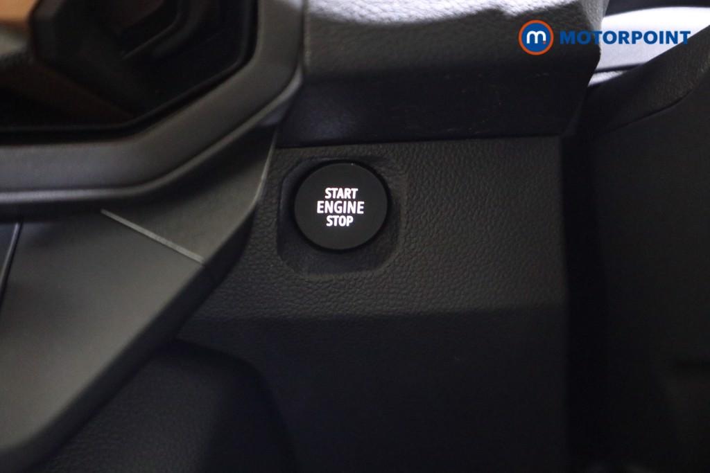 Dacia Duster Extreme Manual Petrol SUV - Stock Number (1607181) - 8th supplementary image