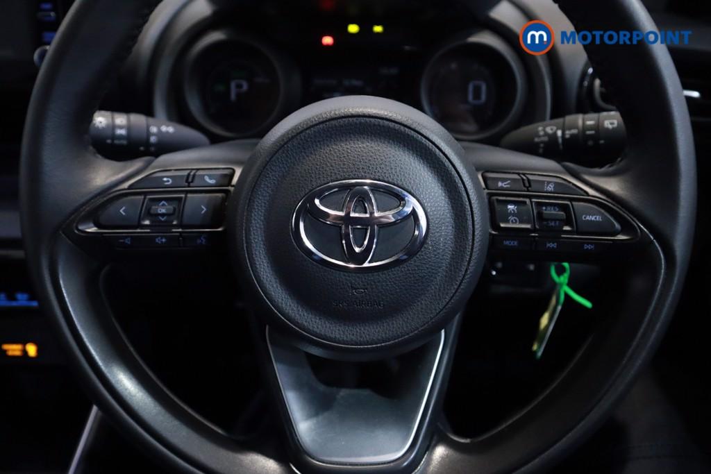 Toyota Yaris Design Automatic Petrol-Electric Hybrid Hatchback - Stock Number (1607260) - 8th supplementary image