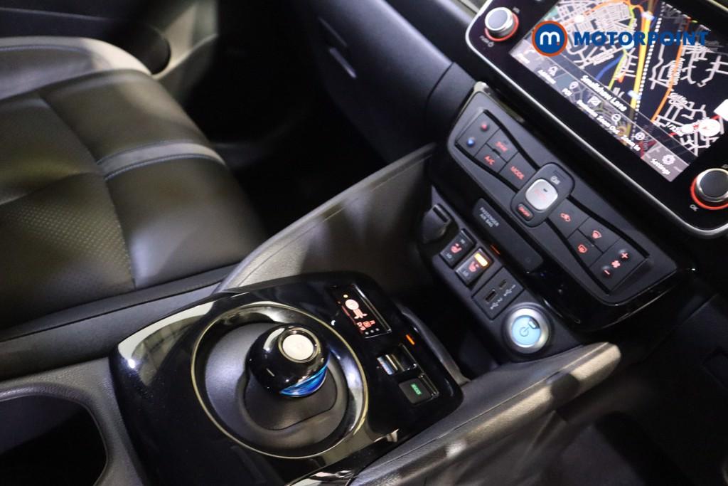 Nissan Leaf Tekna Automatic Electric Hatchback - Stock Number (1606935) - 8th supplementary image