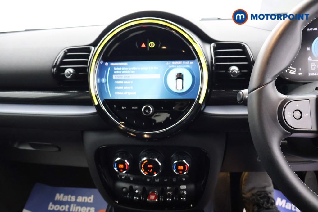 Mini Clubman Cooper Exclusive Manual Petrol Estate - Stock Number (1607637) - 8th supplementary image