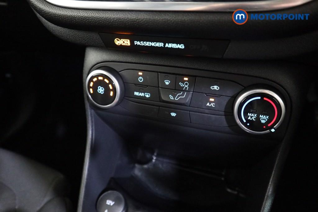 Ford Fiesta Titanium Manual Petrol Hatchback - Stock Number (1588873) - 8th supplementary image