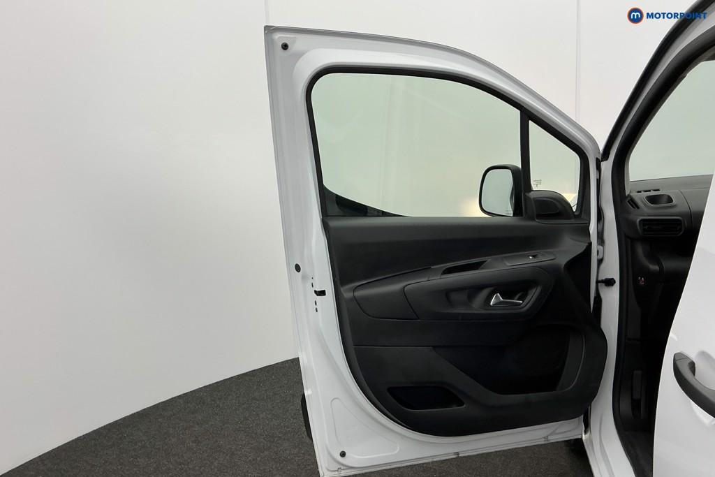 Peugeot Partner Professional Manual Diesel Panel Van - Stock Number (1600148) - 8th supplementary image