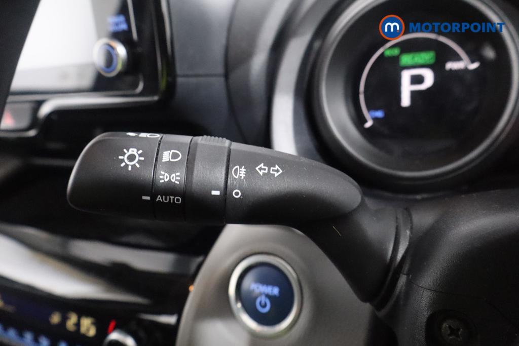 Toyota Yaris Cross Icon Automatic Petrol-Electric Hybrid Estate - Stock Number (1601672) - 8th supplementary image