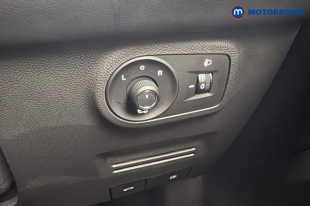 Mg Motor Uk ZS Exclusive Manual Petrol SUV - Stock Number (1606148) - 8th supplementary image