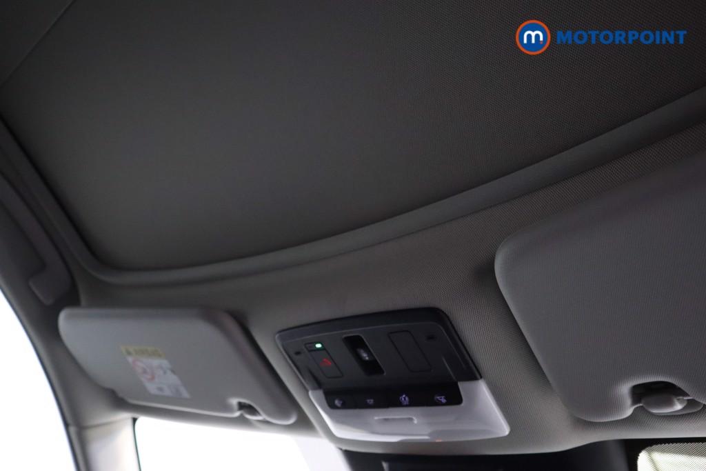 Nissan Qashqai N-Connecta Automatic Petrol-Electric Hybrid SUV - Stock Number (1609309) - 8th supplementary image