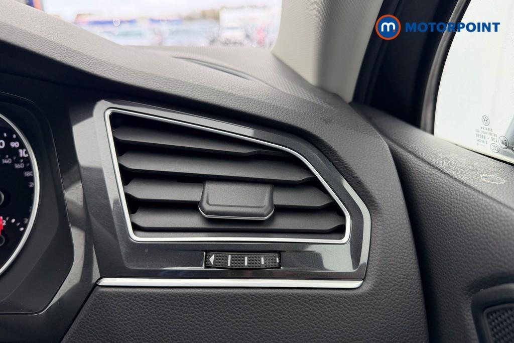 Volkswagen Tiguan Match Manual Petrol SUV - Stock Number (1577964) - 8th supplementary image