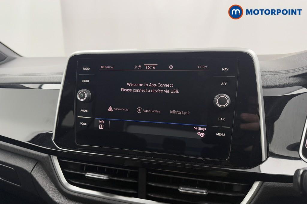 Volkswagen T-Roc R-Line Manual Petrol SUV - Stock Number (1602824) - 8th supplementary image