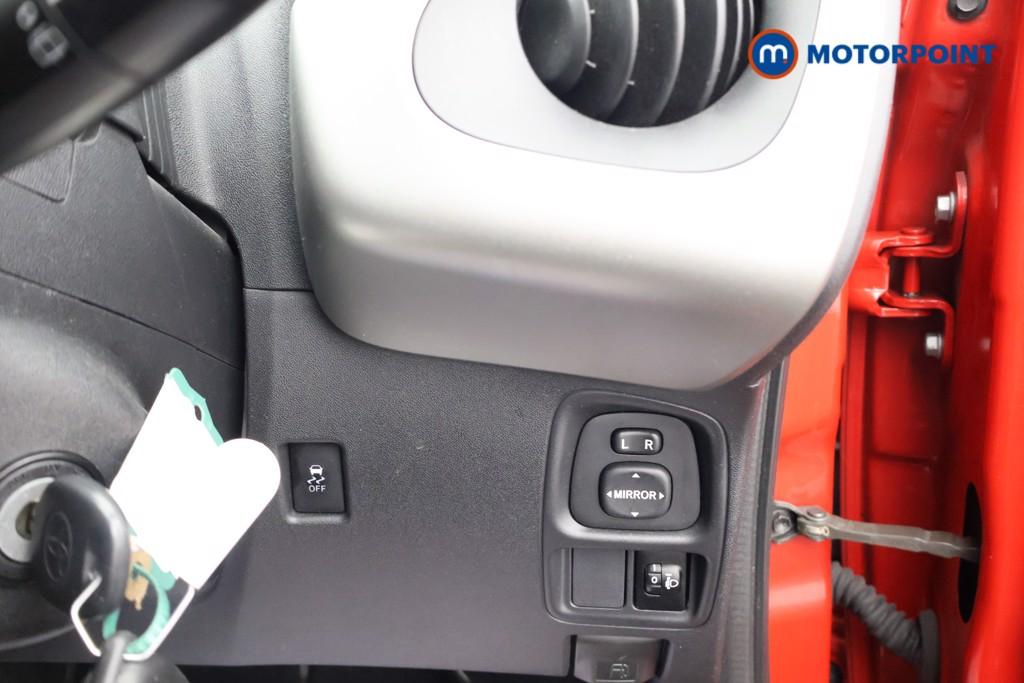 Toyota Aygo X-Play Manual Petrol Hatchback - Stock Number (1603566) - 8th supplementary image