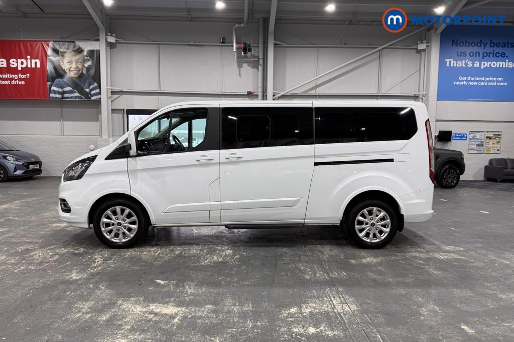 Ford Tourneo Custom Titanium Manual Diesel Standard Roof Minibus - Stock Number (1603412) - Passenger side