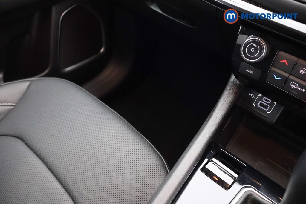 Jeep Compass Altitude Automatic Petrol SUV - Stock Number (1611660) - 8th supplementary image