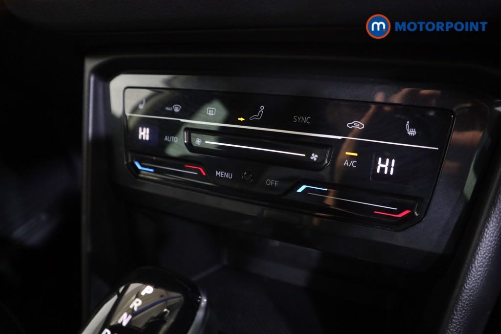 Volkswagen Tiguan R-Line Automatic Petrol SUV - Stock Number (1607655) - 8th supplementary image