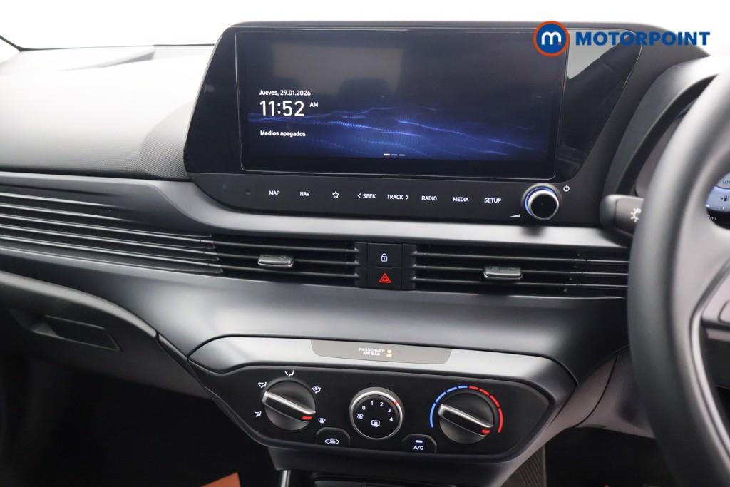 Hyundai I20 Advance Automatic Petrol Hatchback - Stock Number (1610803) - 8th supplementary image